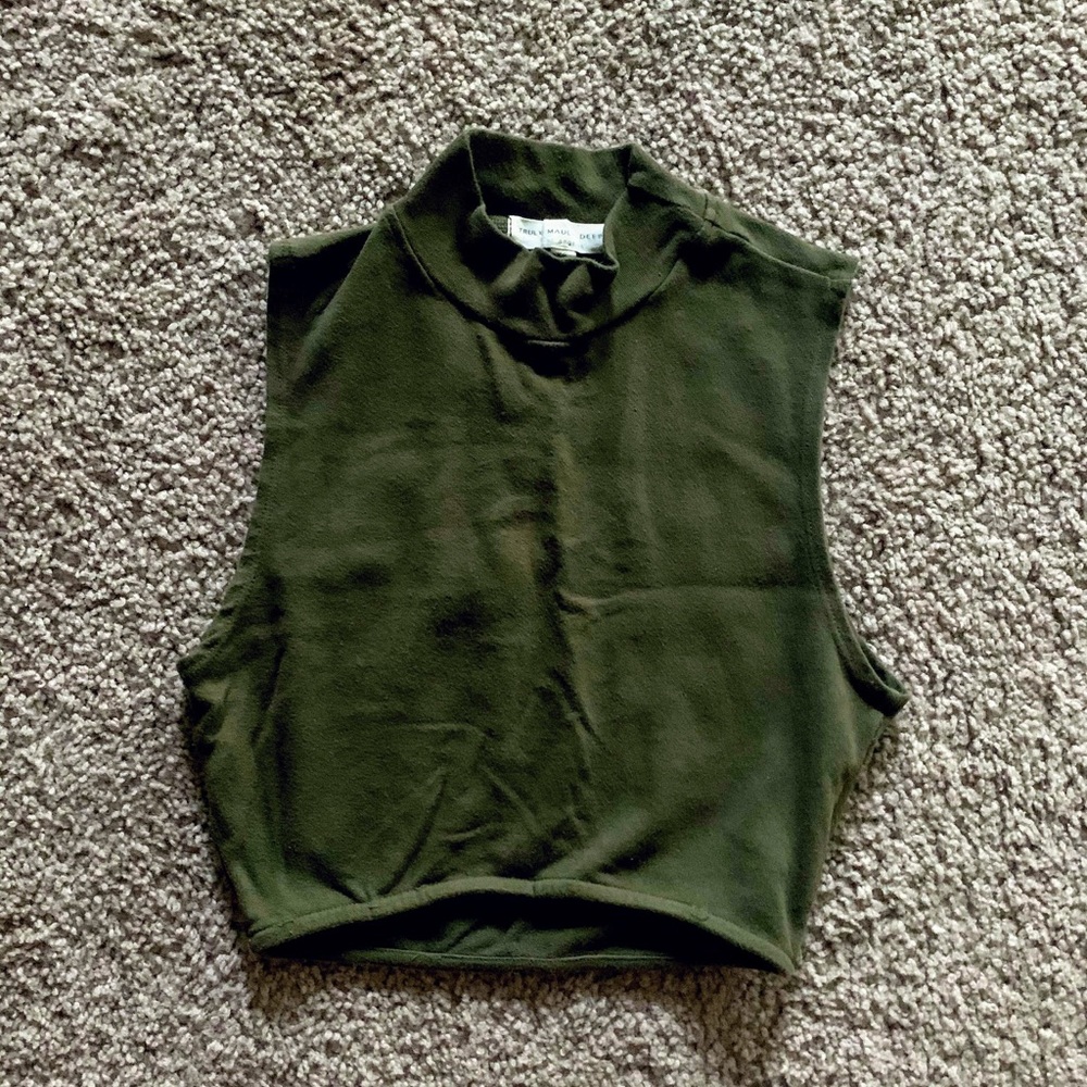 turtleneck crop top
